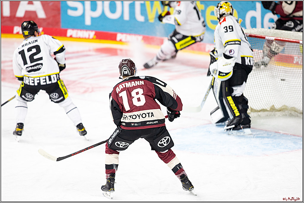 PENNY DEL;  Koelner Haie - Krefeld Pinguine; Koeln, 24.02.2021